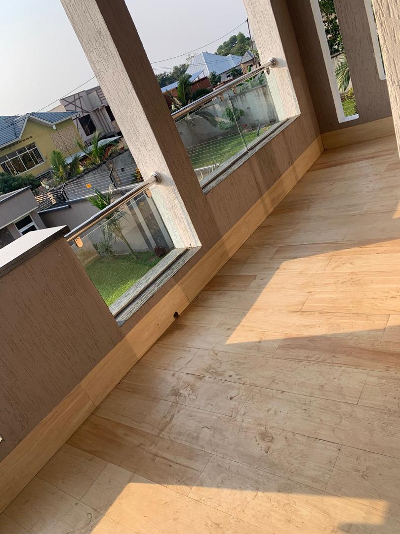 Service de nettoyage des maisons particulièrs